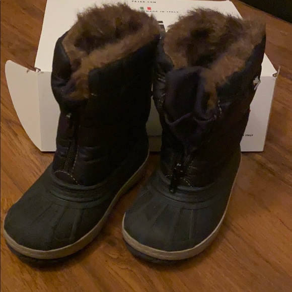 Pajar Canada Boots - Picture 2 of 4